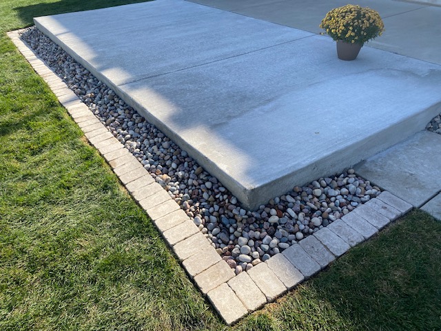 Concrete with border